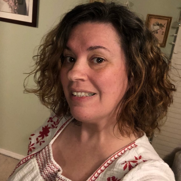 Meet your Posher - Picture 1 of 7